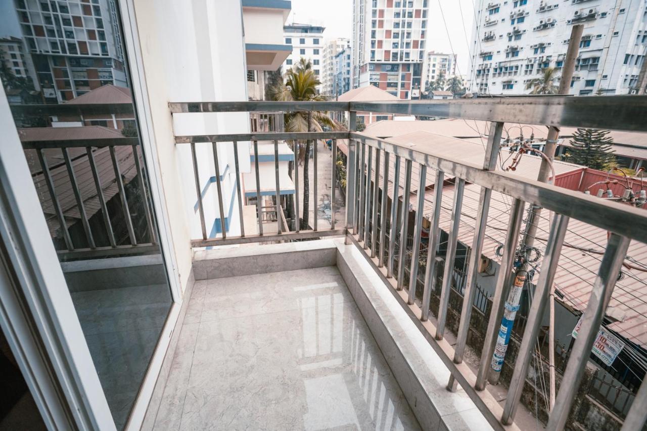 Jatra Flagship Chattogram City Centre Читагонг Екстериор снимка